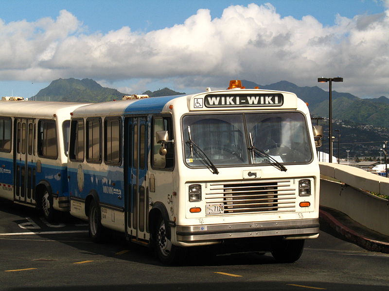 WikiWiki Bus.jpg